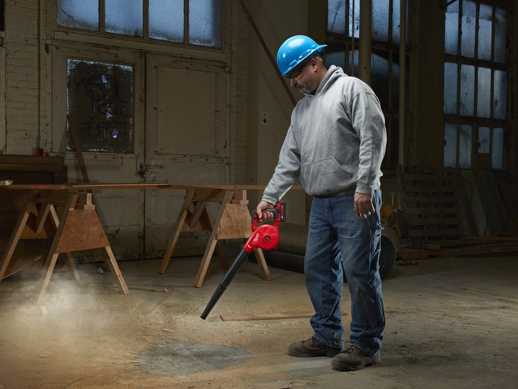 SOPLADOR COMPACTO M18 BBL-0 (Sin Bat.)