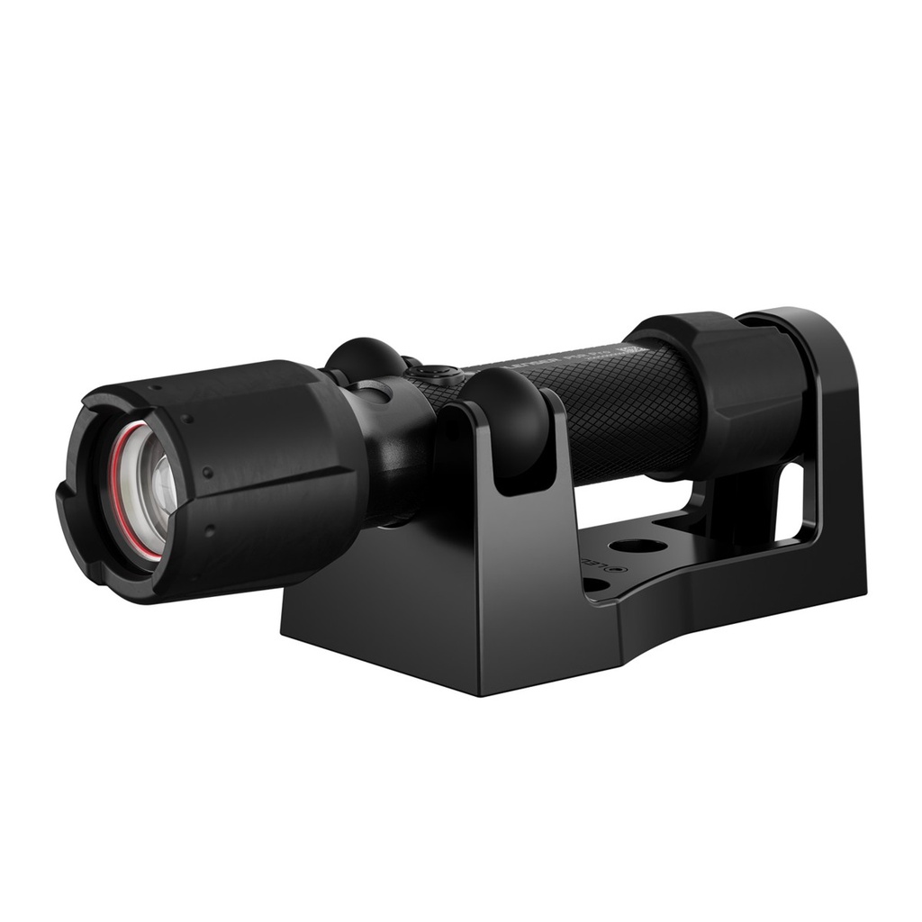 LINTERNA LED LENSER P5R PRO RECARGABLE 750 lm