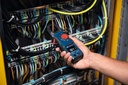 PINZA AMPERIMÉTRICA CON IMÁN GMC 600-15