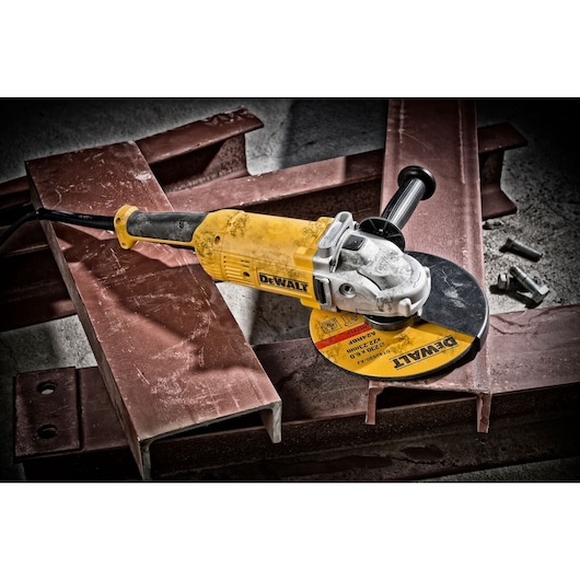 AMOLADORA 230 mm 2.000 W 6.600 rpm