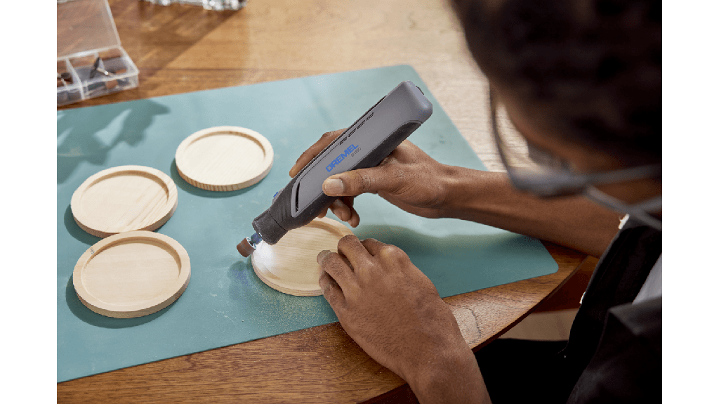 MULTIHERRAMIENTA DREMEL 8150 (8150-20)