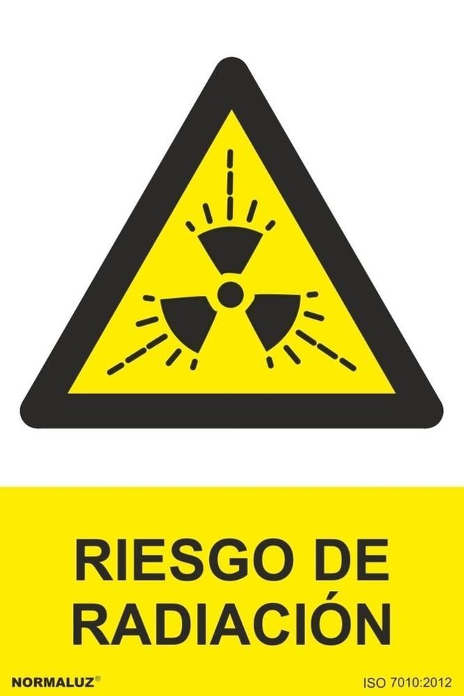 SEÑAL PELIGRO RIESGO DE RADIACION PVC 0,7MM 210X300MM