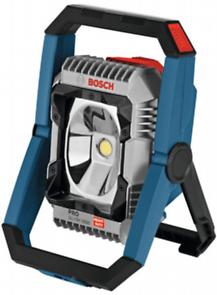 FOCO A BATERÍA 18V - 3000 LÚMENES